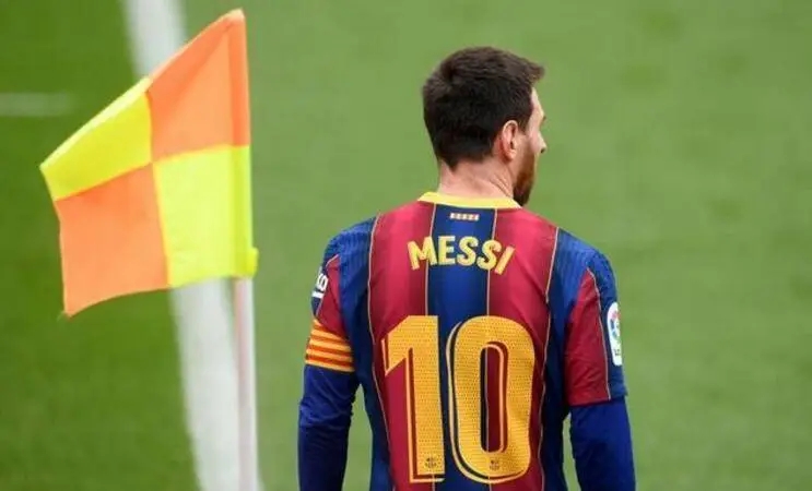 梅西会离开巴萨吗？梅西现在在哪个球队？